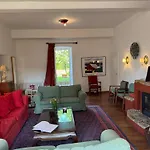 בית נופש La Maison Im Park Von Schloss *