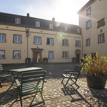 Nyaraló La Maison Im Park Von Schloss *