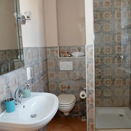 La Maison Im Park Von Schloss