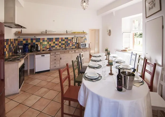 La Maison Im Park Von Schloss Nyaraló *