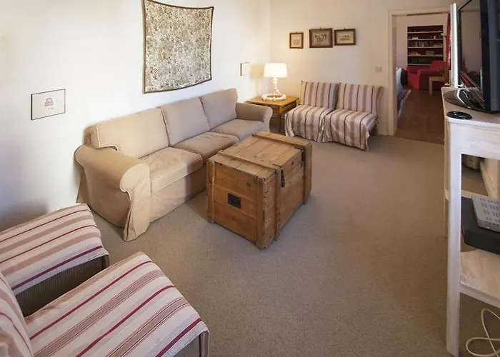 La Maison Im Park Von Schloss Schmidtheim