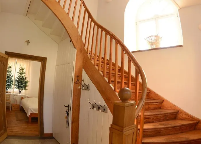 La Maison Im Park Von Schloss