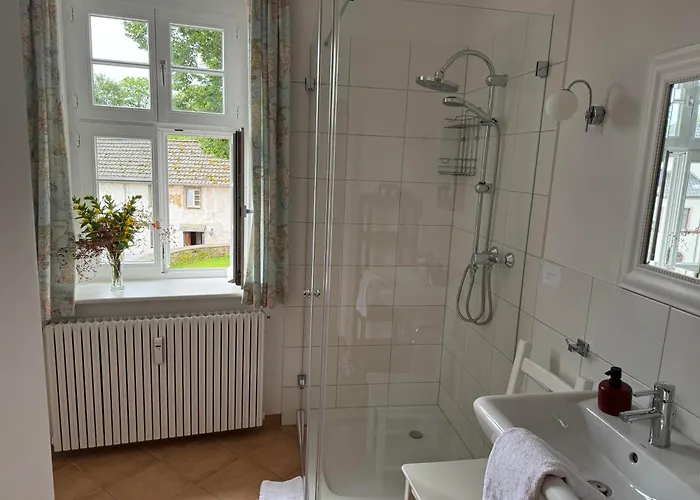 La Maison Im Park Von Schloss